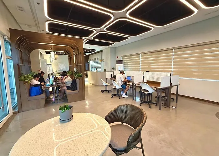 Apartment Ivory Atelier - Luxe Coworking Space